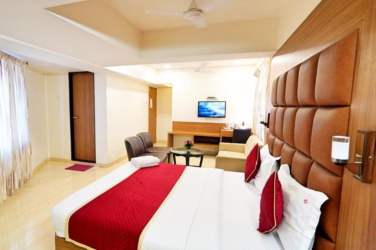 Hotel Jk Regency, Mumbai International Екстериор снимка