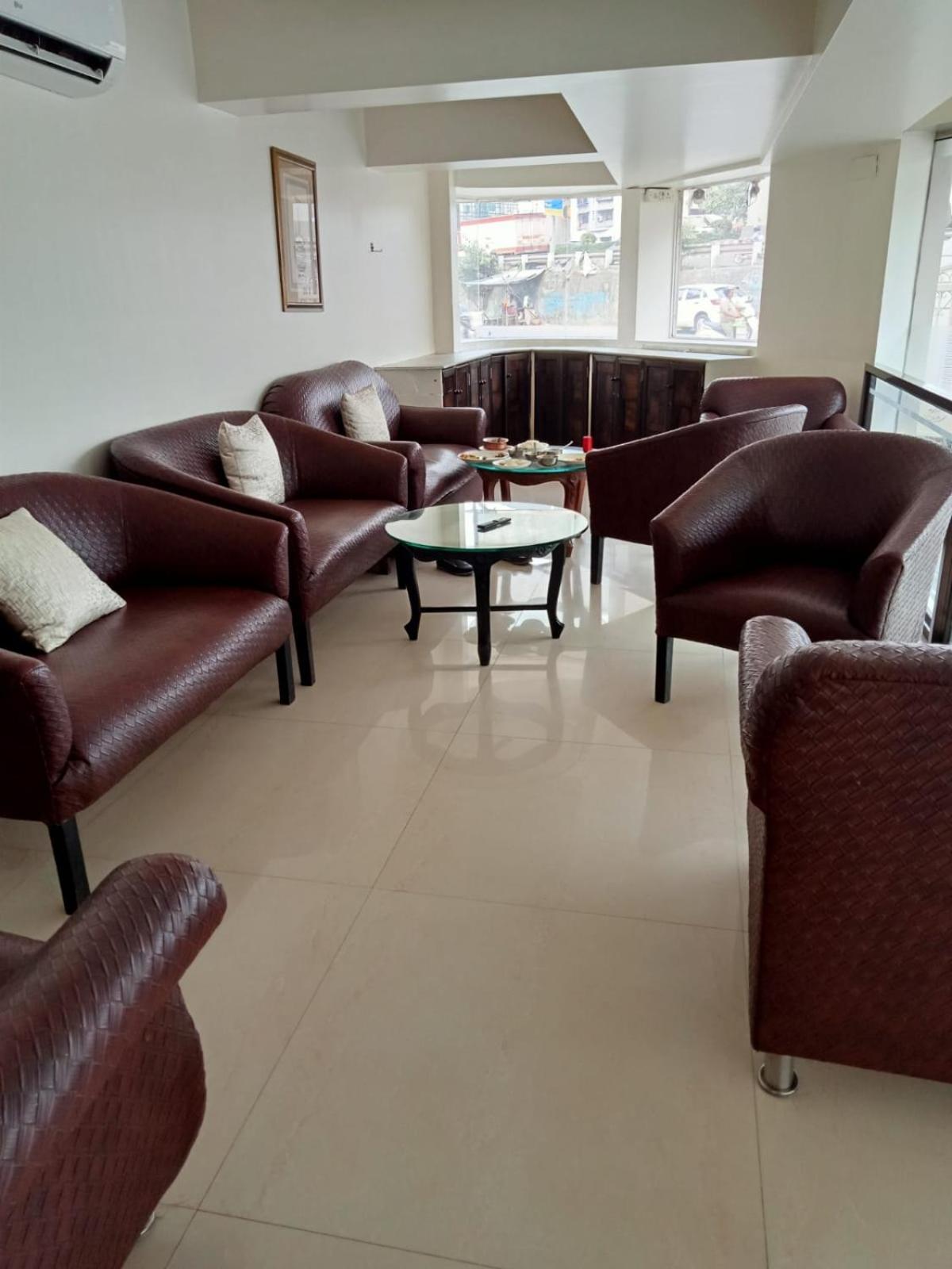 Hotel Jk Regency, Mumbai International Екстериор снимка